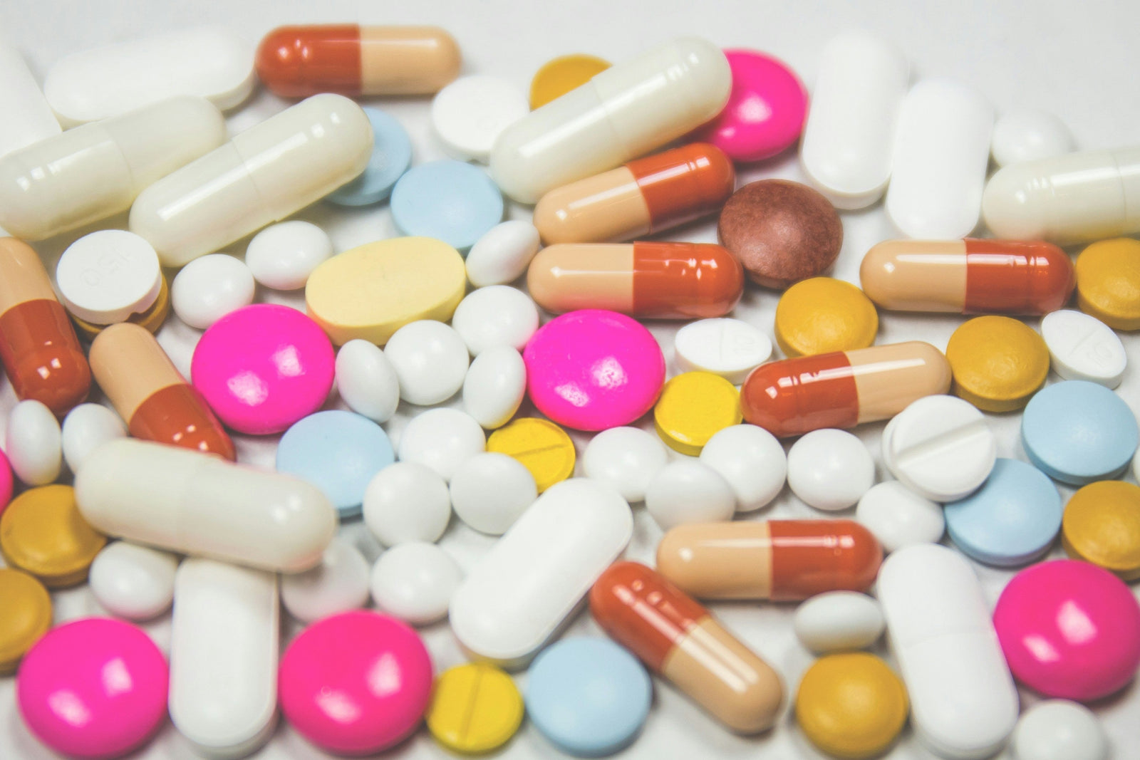 Top 3 Things to Look for in Kids' Supplements (According to a Pediatric Dietitian)