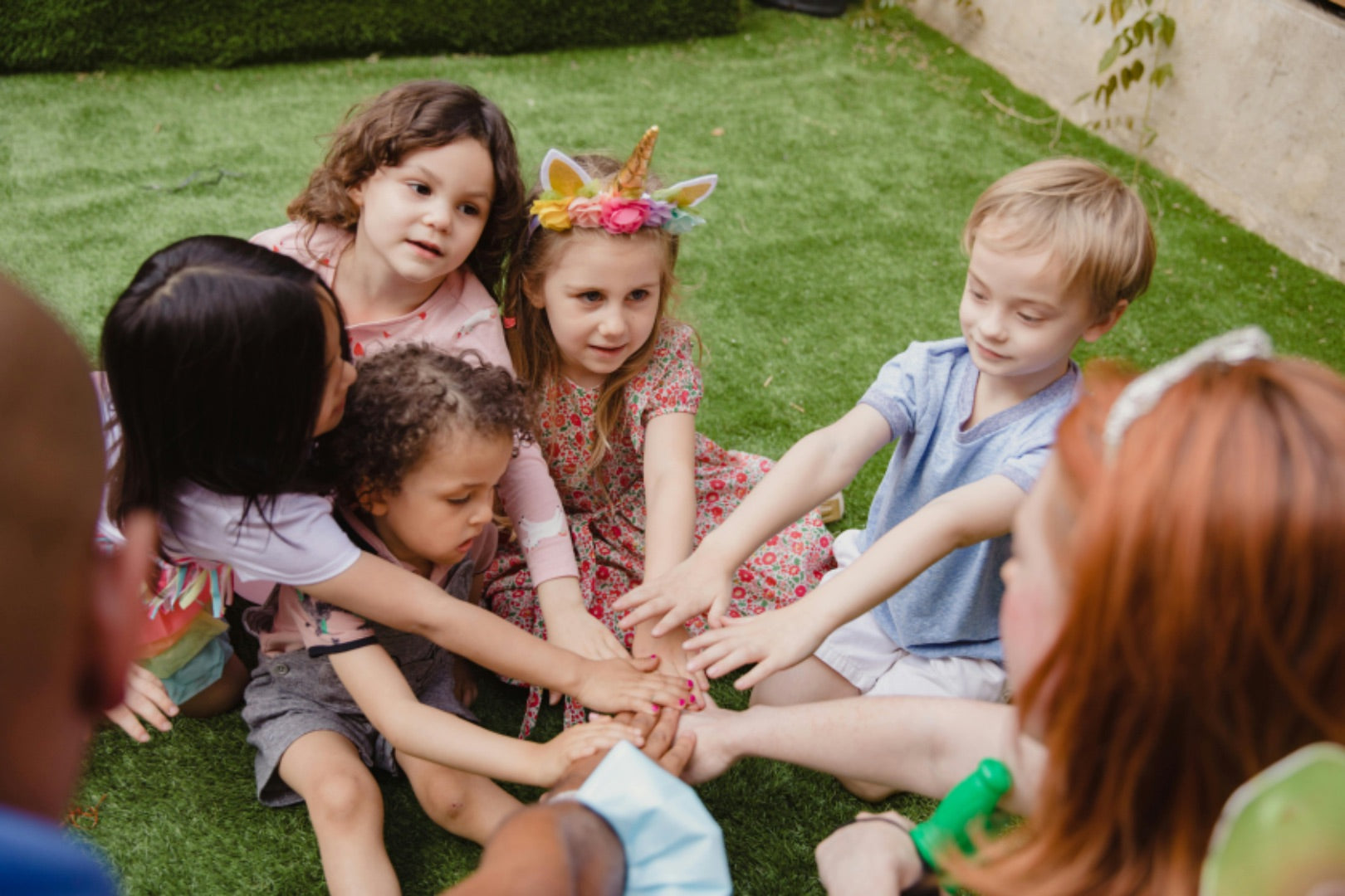 How to Introduce New Foods to a Child with Autism