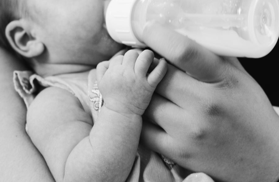 How to Support a Healthy Gut in Formula-Fed Babies